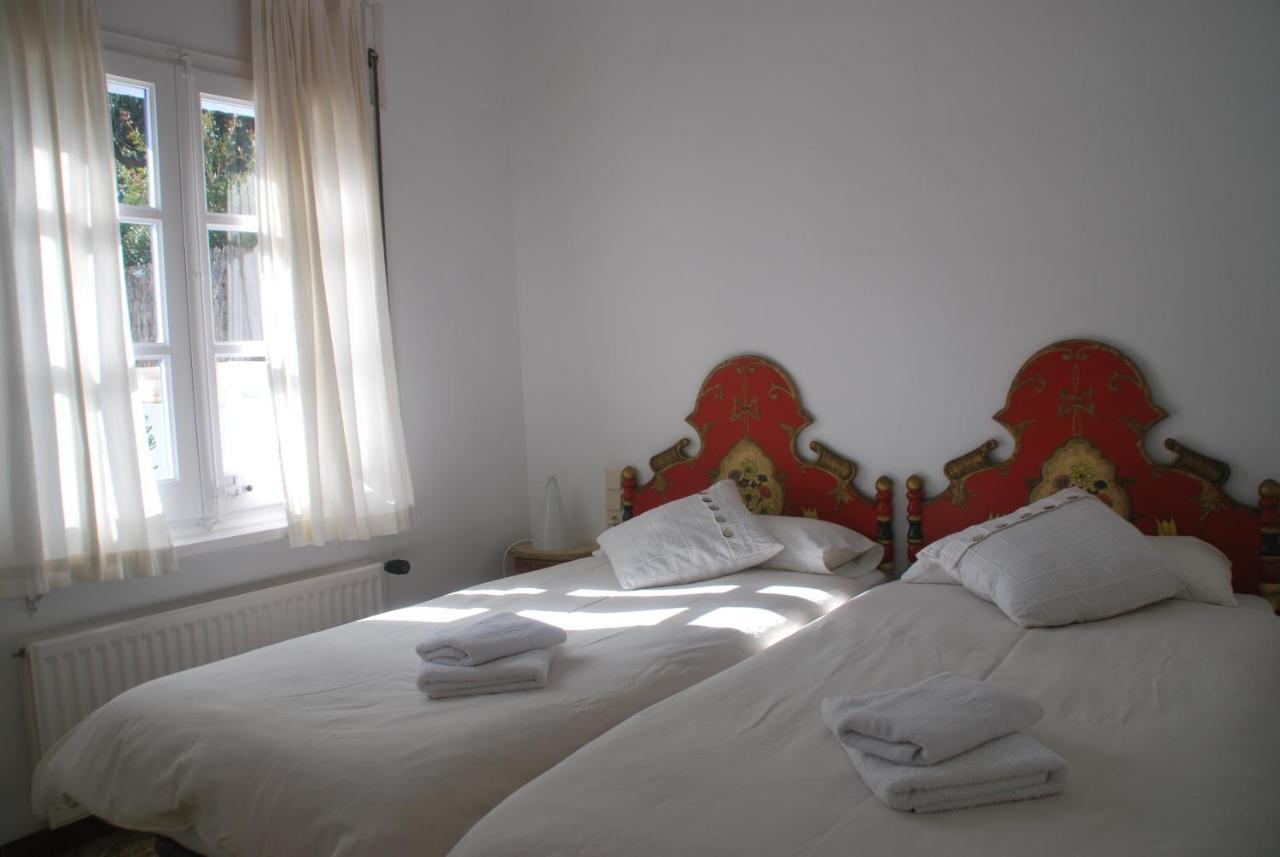 Es Caials Apartment Cadaques Luaran gambar